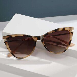 SHEIN Tortoise Cat Eye Sunglasses